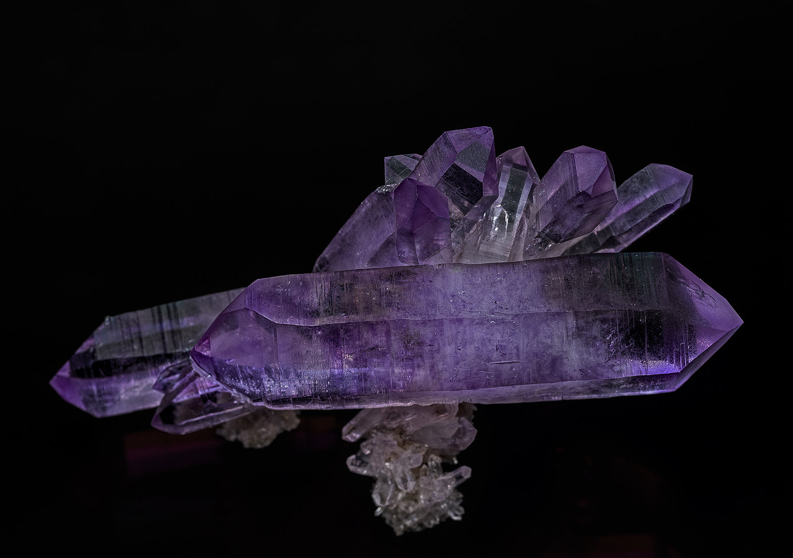 Quartz (variety amethyst)
6.4 x 3.2 cm
(Autor: am mizunaka)