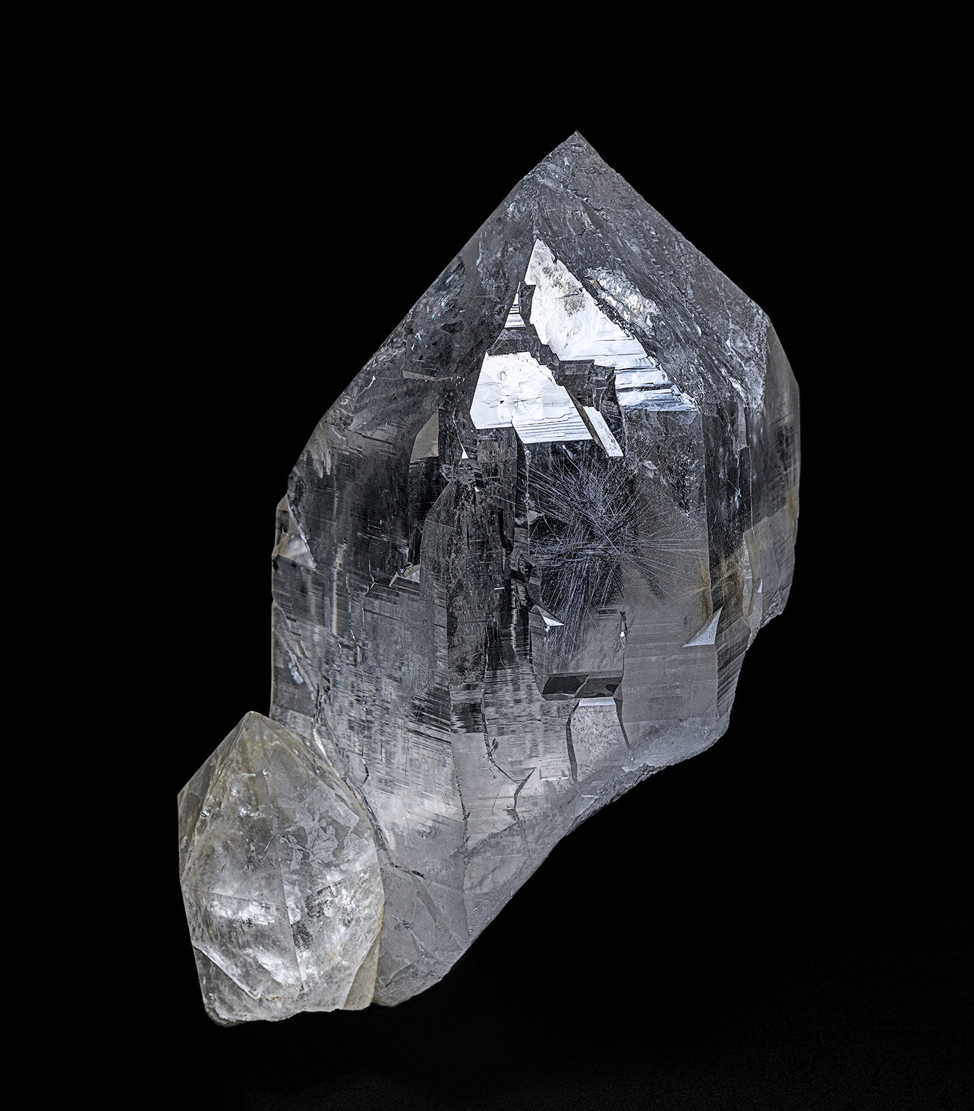 Quartz, Rutile
14.0 x 8.0 cm
(Autor: am mizunaka)