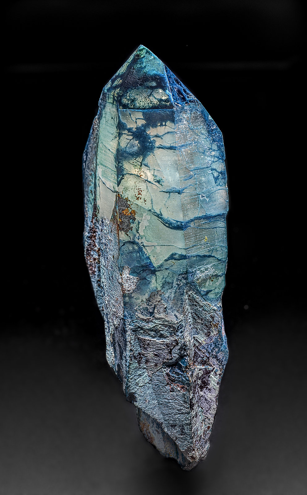 Quartz, Shattukite
10.6 x 5.3 cm
(Autor: am mizunaka)