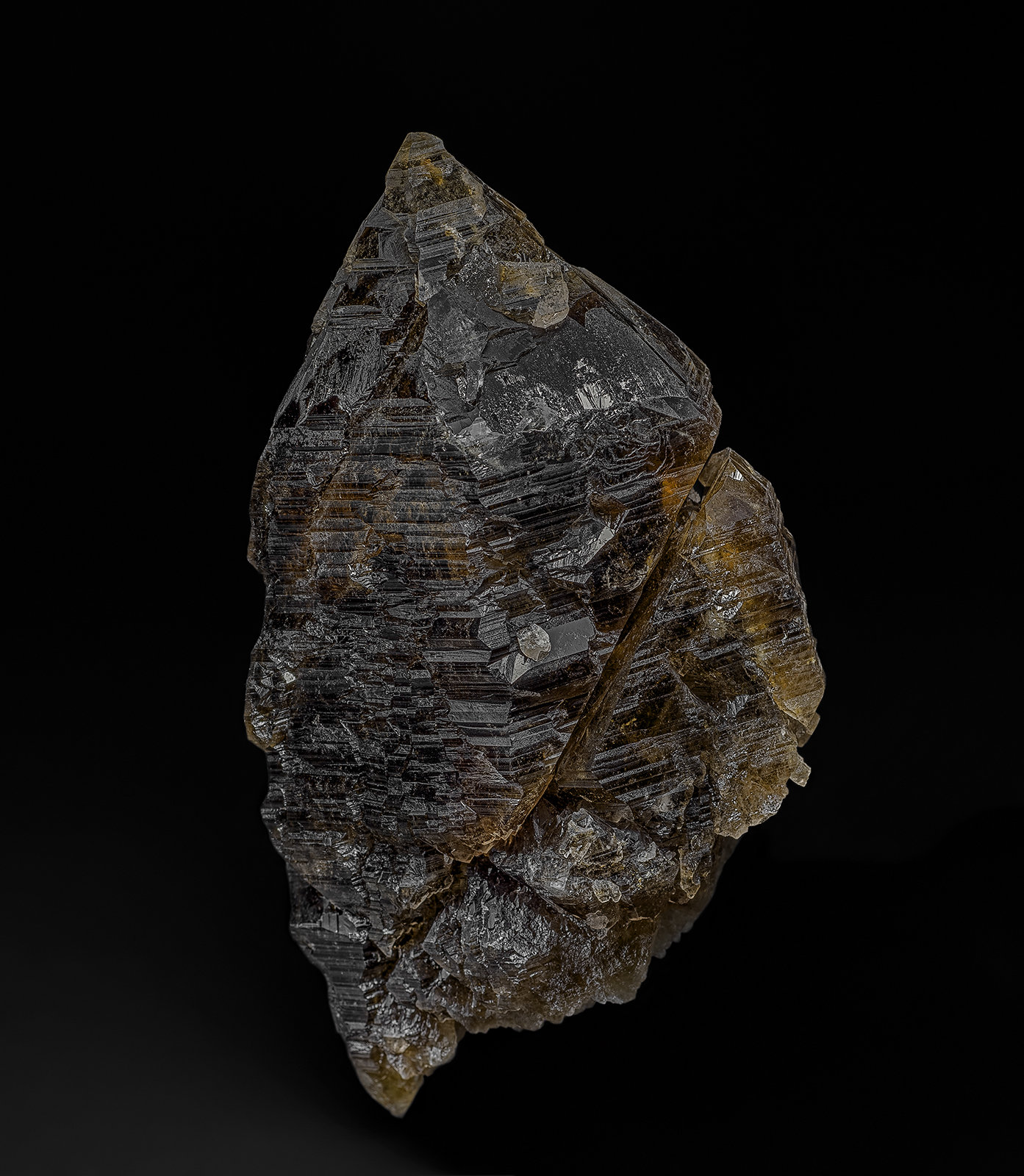Quartz (variety smoky quartz)
9.7 x 5.5 cm
(Autor: am mizunaka)