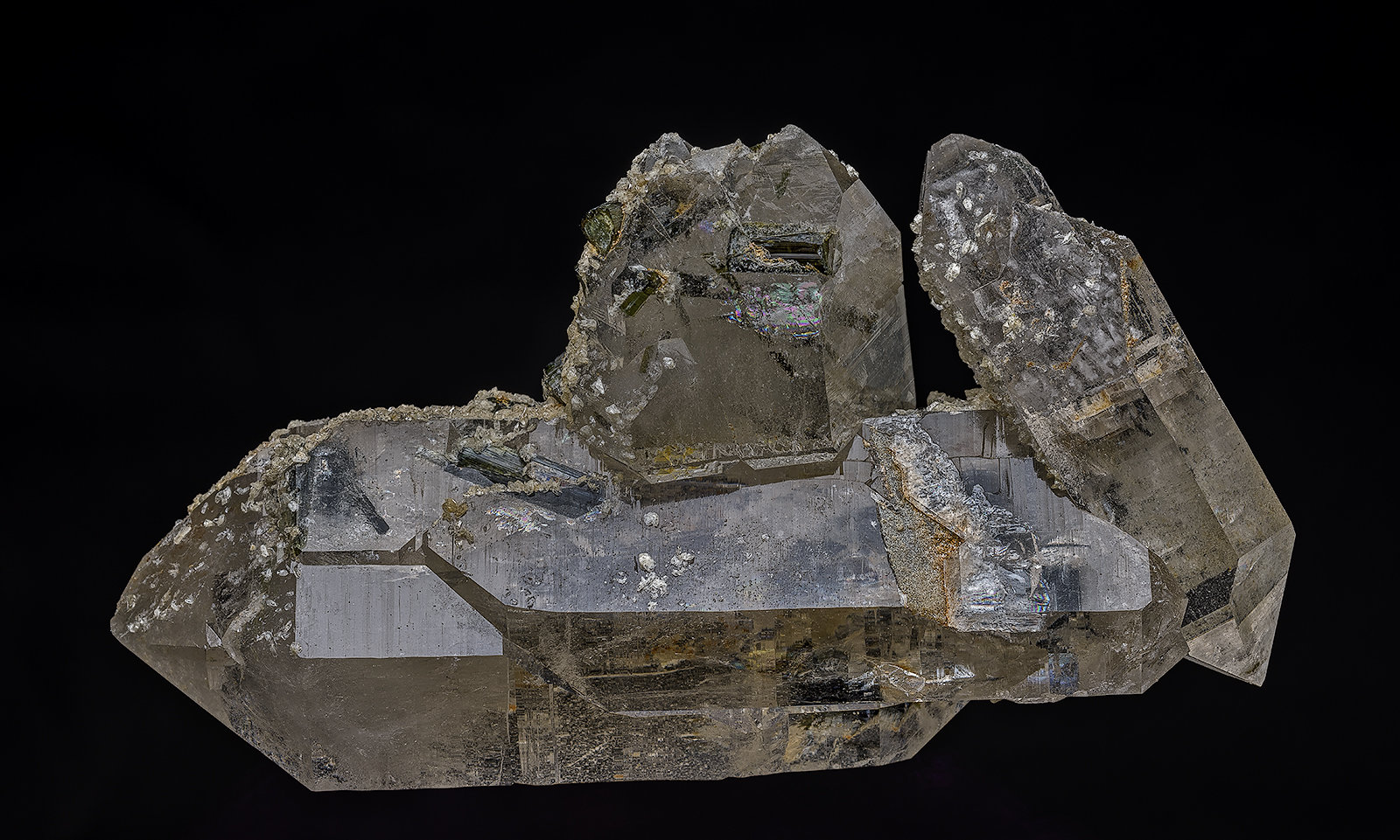 Quartz, Tourmaline, Hydroxylherderite
9.8 x 5.5 cm
(Autor: am mizunaka)