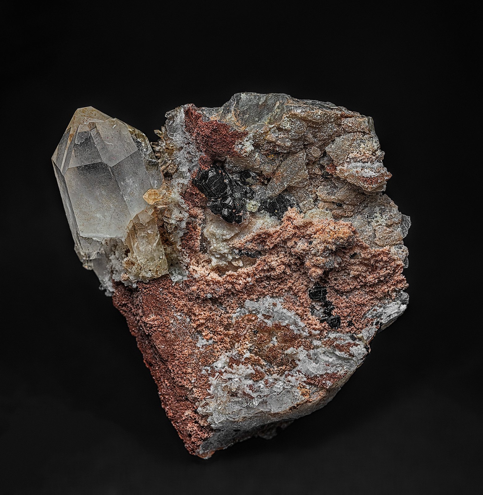 Quartz, Tourmaline
8.5 x 8.0 cm
(Autor: am mizunaka)
