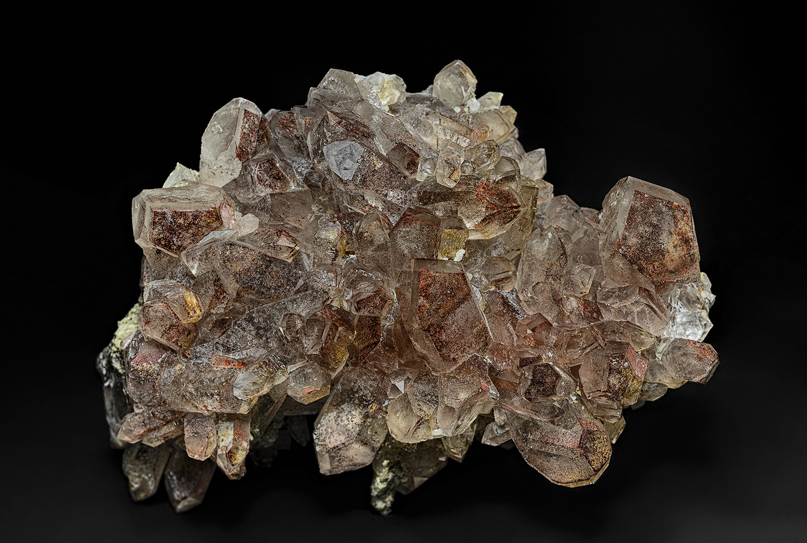 Quartz, Hematite
9.6 x 7.0 cm
(Autor: am mizunaka)