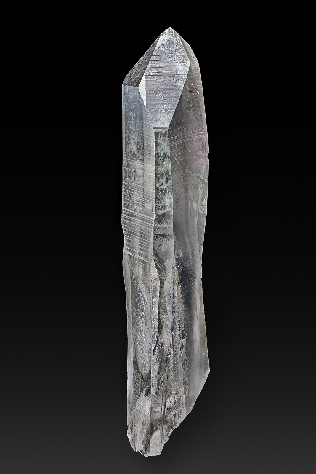 Quartz
13.2 x 4.2 cm
(Autor: am mizunaka)
