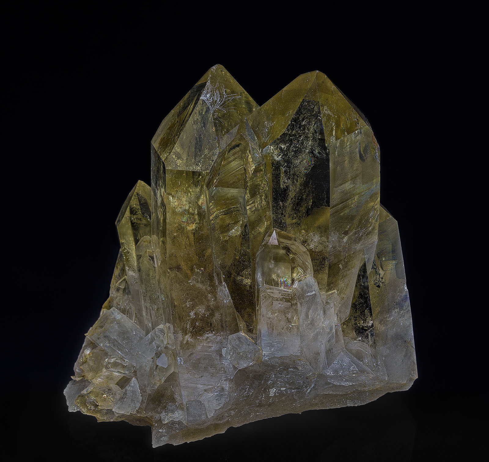 Quartz (variety citrine)
6.9 x 7.4 cm
(Autor: am mizunaka)