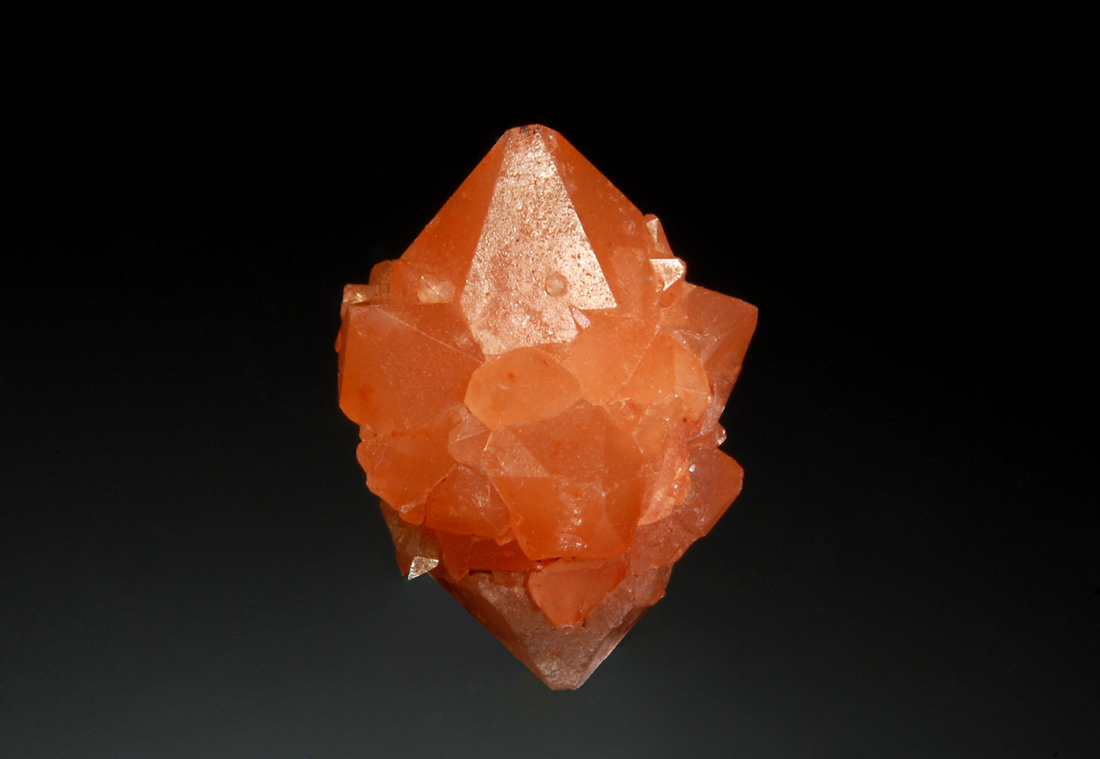 Quartz
1.0 x 1.6 cm
(Autor: Michael Shaw)