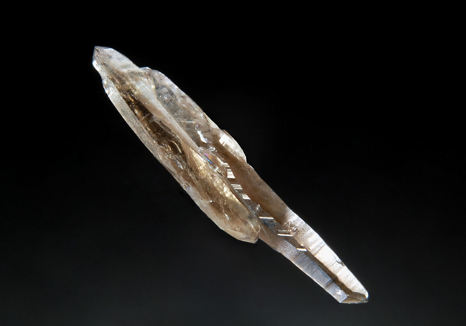 Quartz
0.4 x 2.9 cm
(Autor: Michael Shaw)