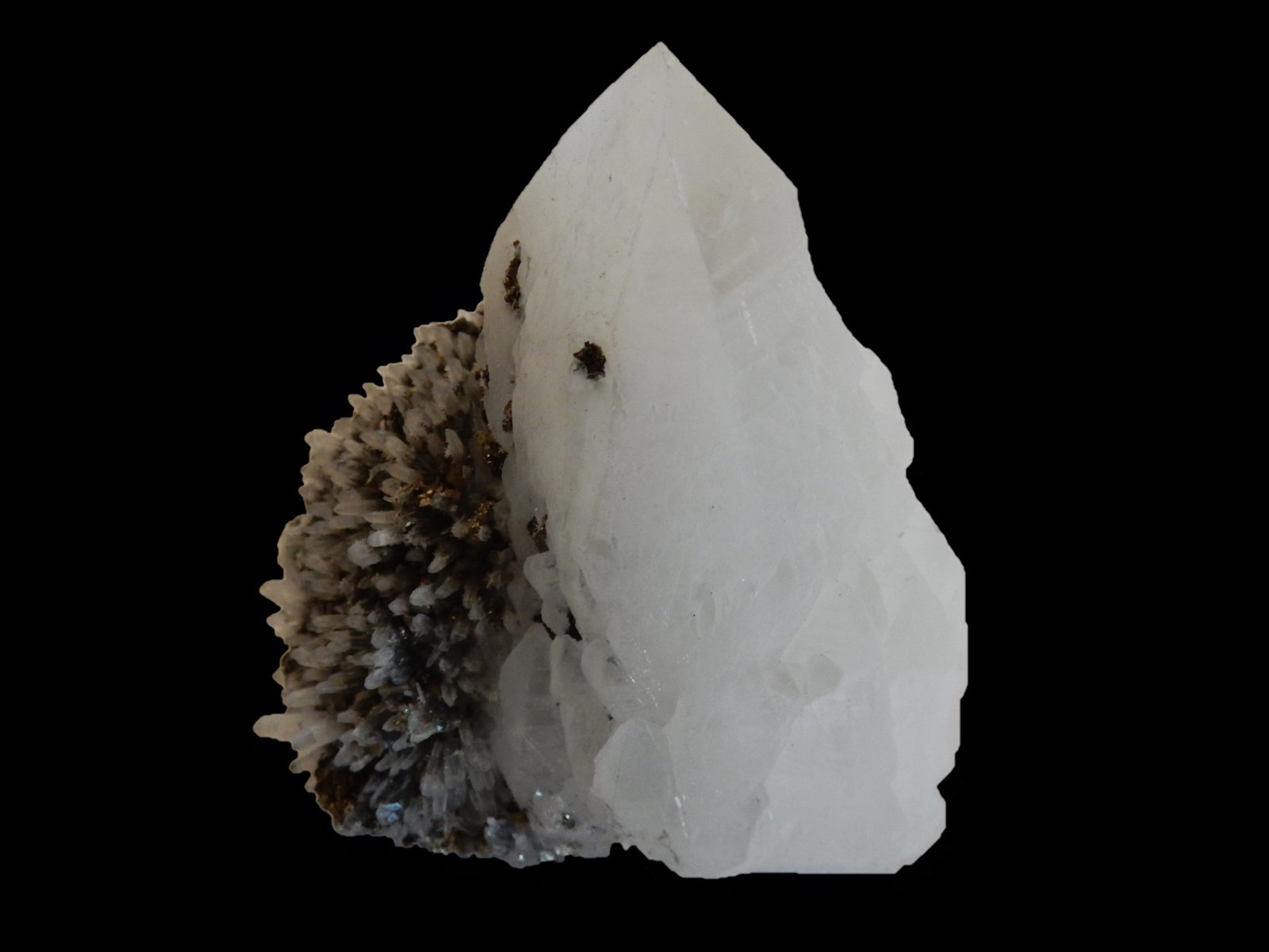 Quartz, Sphalerite and Chalcopyrite
50x50x30 mm
(Autor: Dany Mabillard)