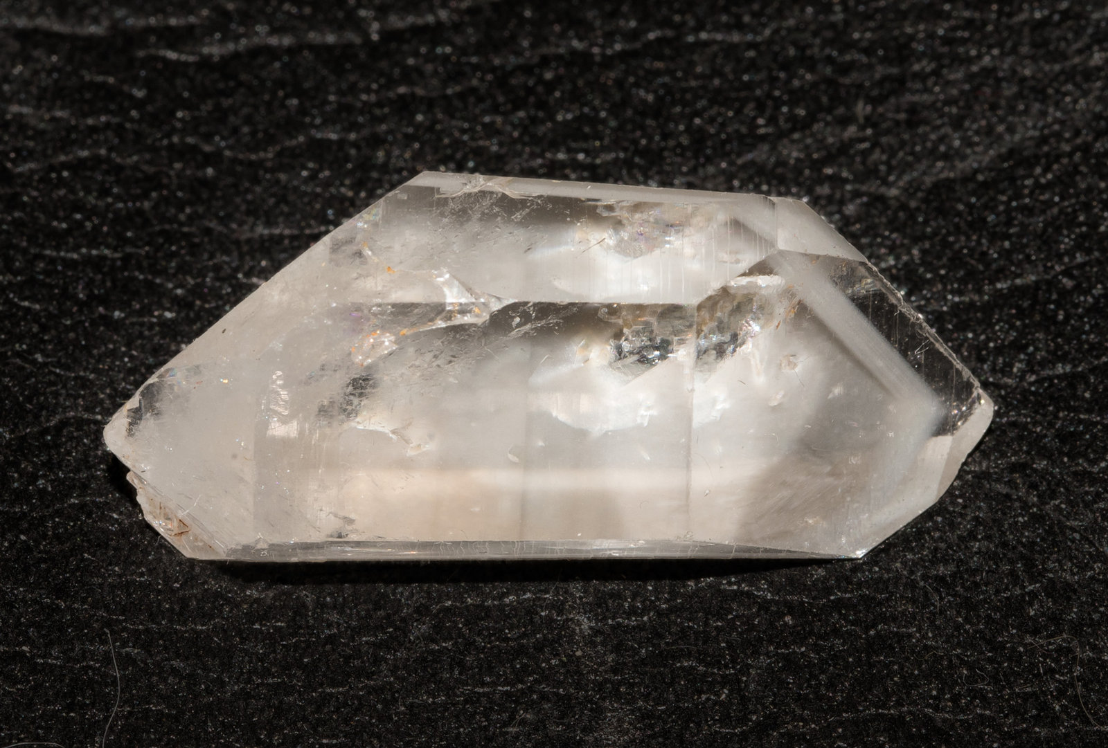 Quartz
36mm x 17mm x 13mm
(Autor: Bergur_E_Sigurdarson)