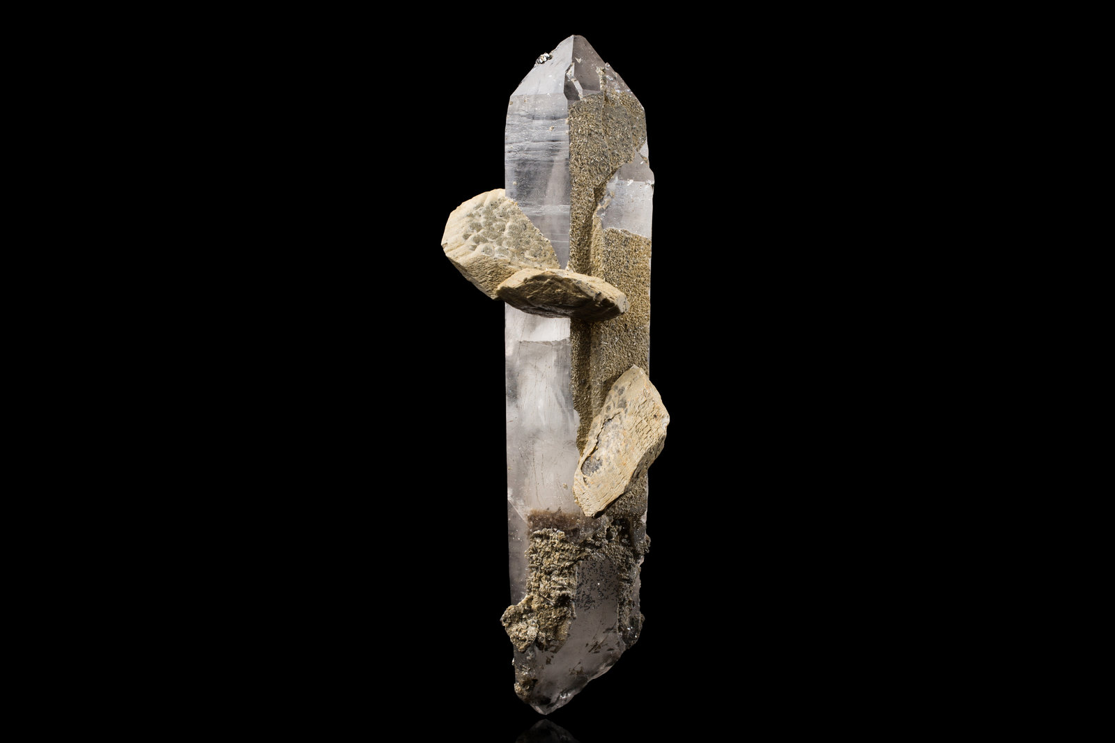 Quartz with Siderite and Arsenopyrite inclusions
20 x 9 x 18.5 cm
(Autor: MIM Museum)