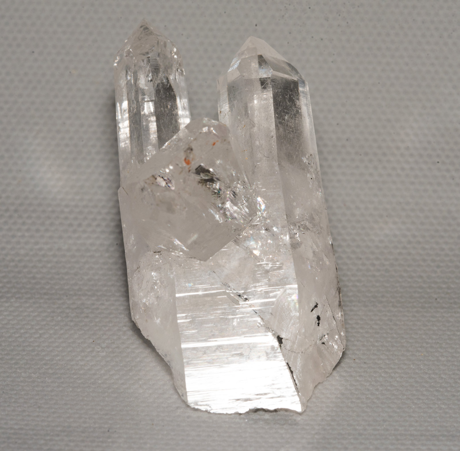 Quartz
59mm x 27mm x 41mm
(Autor: Bergur_E_Sigurdarson)