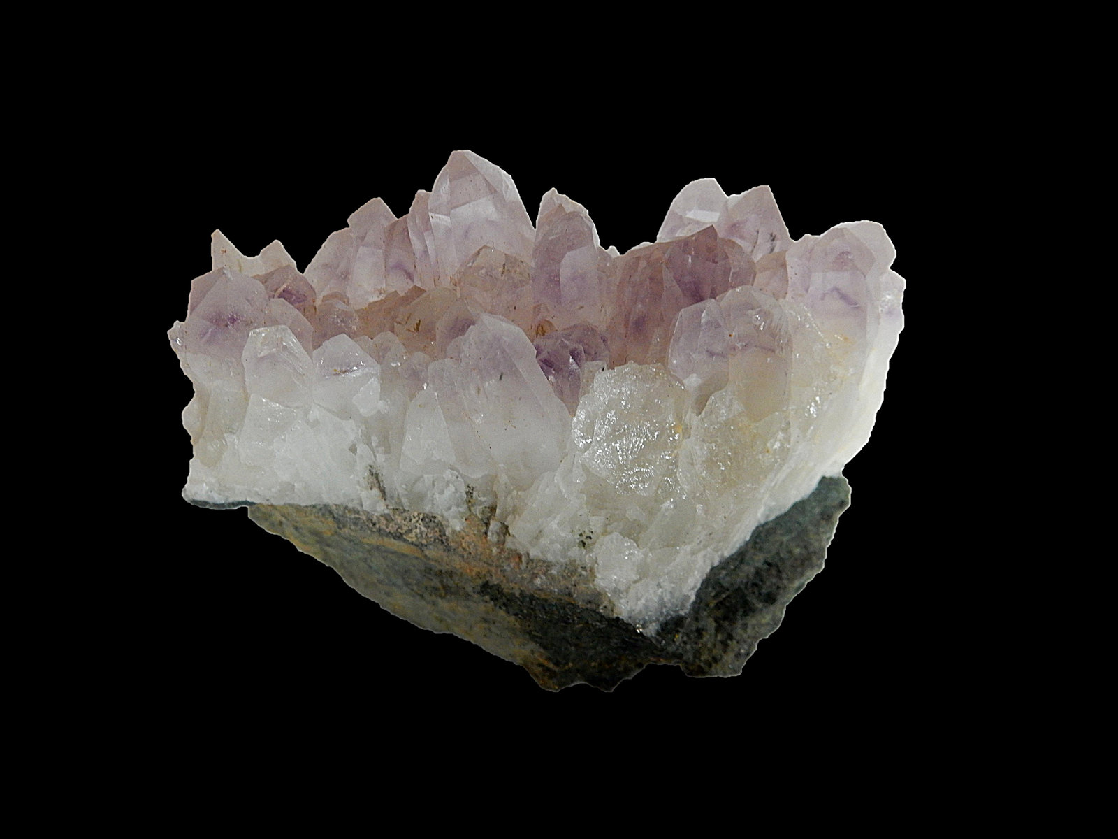 Quartz (variety amethyst)
60 mm x 50 mm x 60 mm
(Autor: Dany Mabillard)