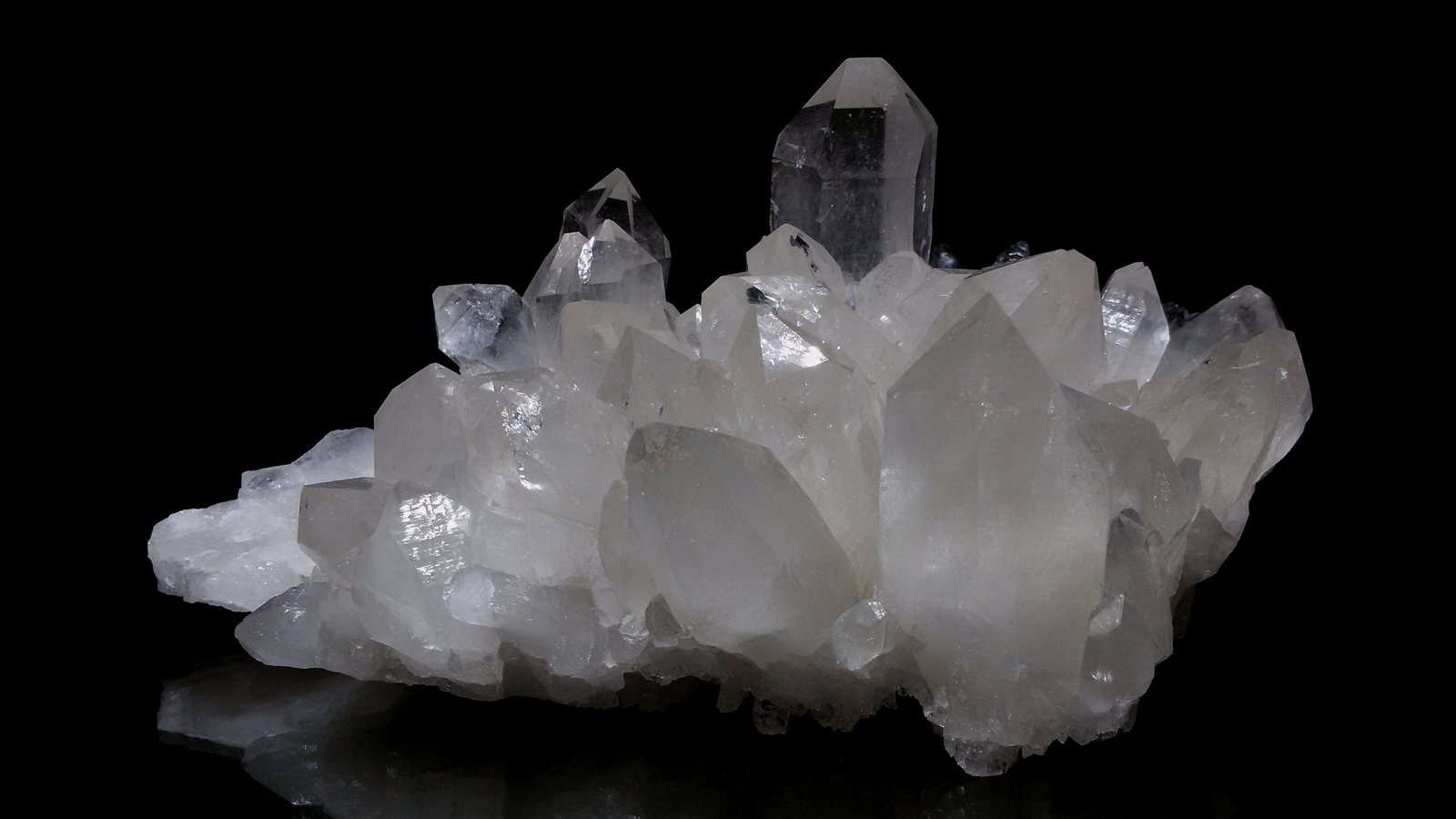 Quartz
mm.190x100x90
(Autor: Diego Pucci)