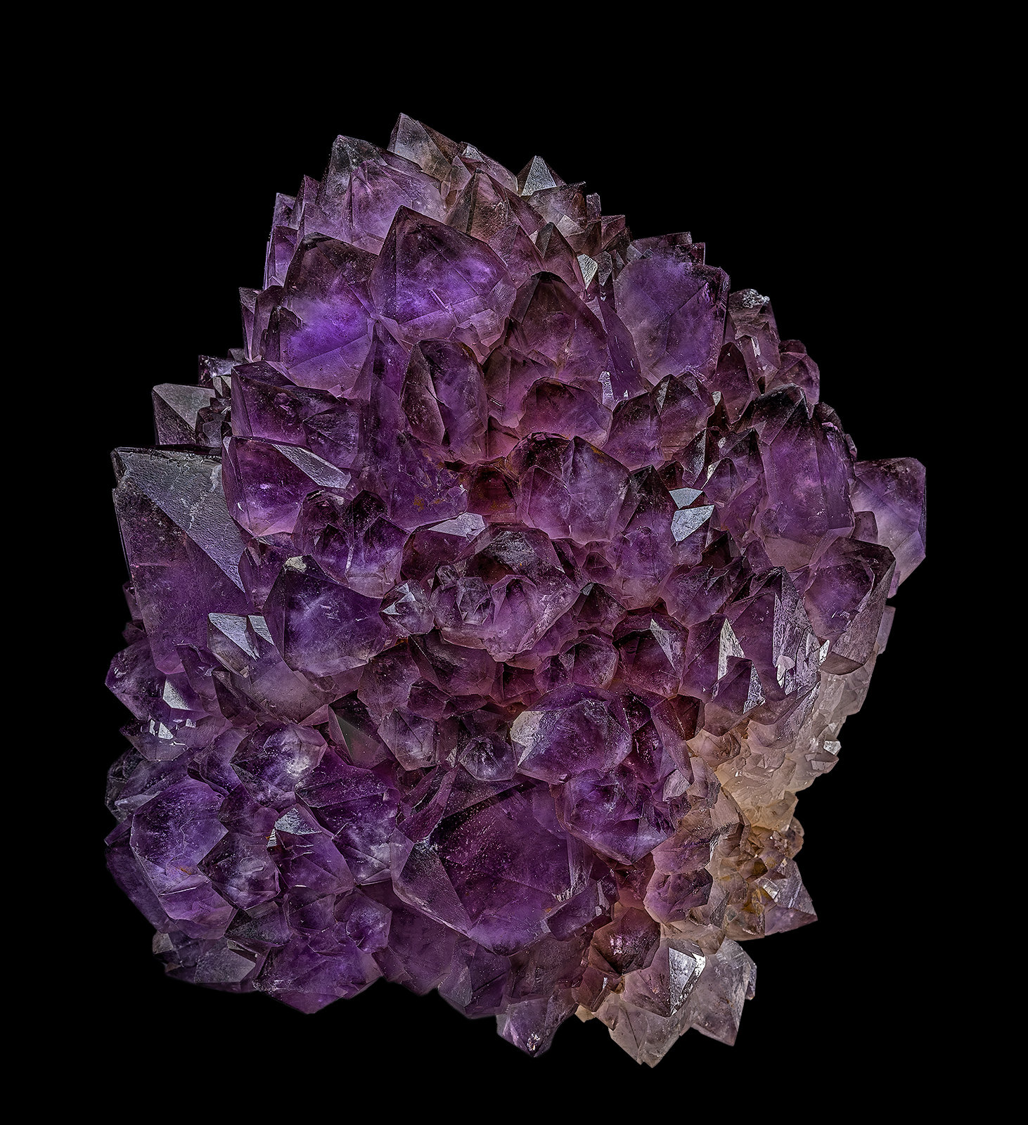 Quartz (variety amethyst)
14.0 x 16.0 cm
(Autor: am mizunaka)