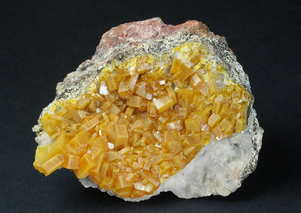 Wulfenite
63 x 55 x 42 mm
(Autor: GneissWare)