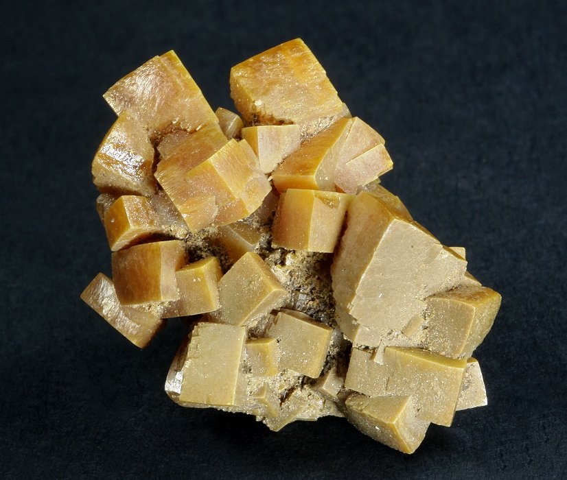 Wulfenite
34 x 27 x 18 mm
(Autor: GneissWare)
