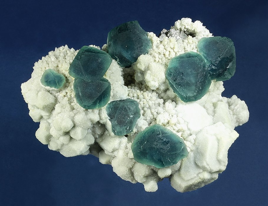 Fluorite with Quartz and Arsenopyrite
120.0 x 92.0 x 45.0 mm
(Autor: GneissWare)