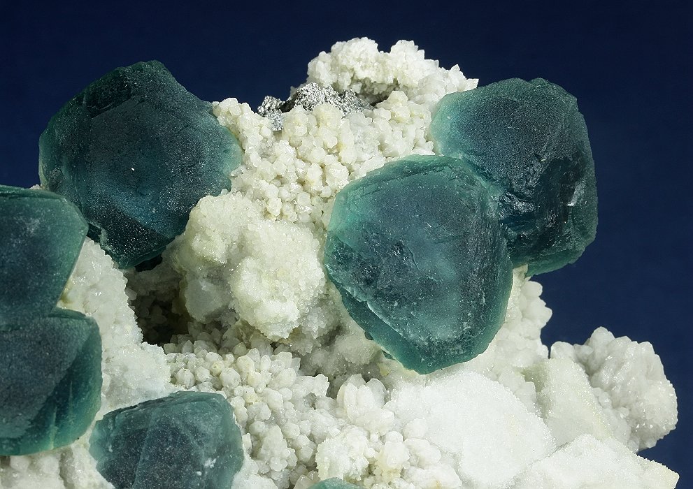 Fluorite with Quartz and Arsenopyrite
120.0 x 92.0 x 45.0 mm
(Autor: GneissWare)