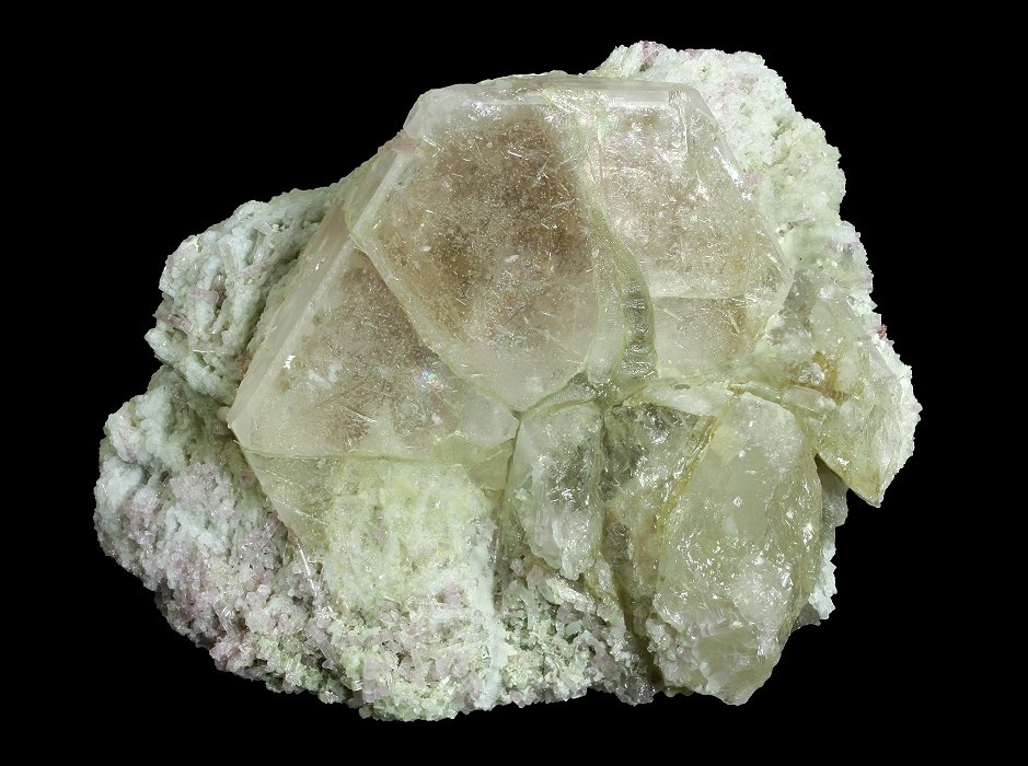 Beryl ( variety morganite ) with Elbaite on Albite (variety cleavelandite)
121 x 91 x 70 mm
(Autor: GneissWare)