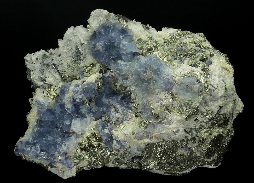 Fluorite on Quartz with Pyrite
157 x 112 x 56 mm
(Autor: GneissWare)
