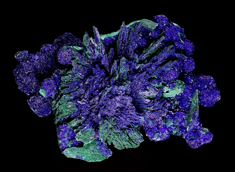 Azurite with Malachite
115 x 91 x 46 mm
(Autor: GneissWare)