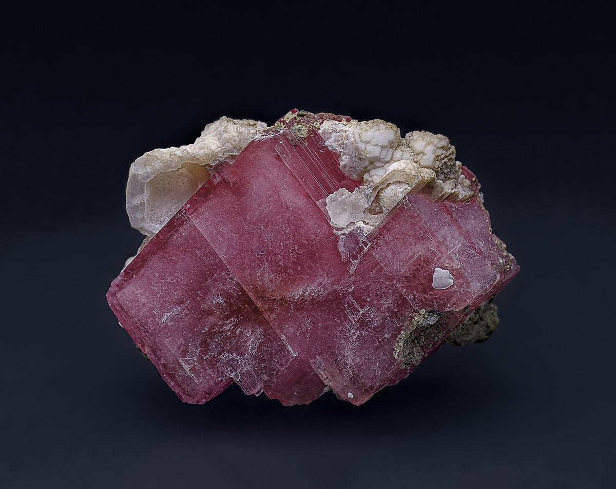 Rhodochrosite, Quartz
2.7 x 2.0 cm
(Autor: am mizunaka)