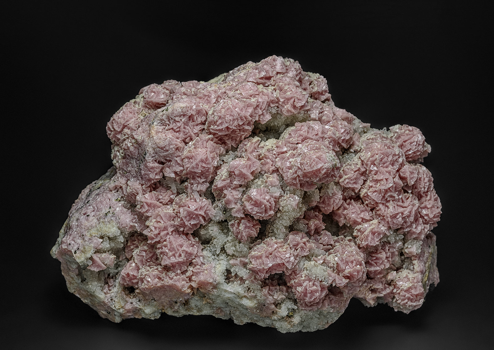 Rhodochrosite, Quartz
15.5 x 10.5 x 8.8 cm
(Autor: am mizunaka)