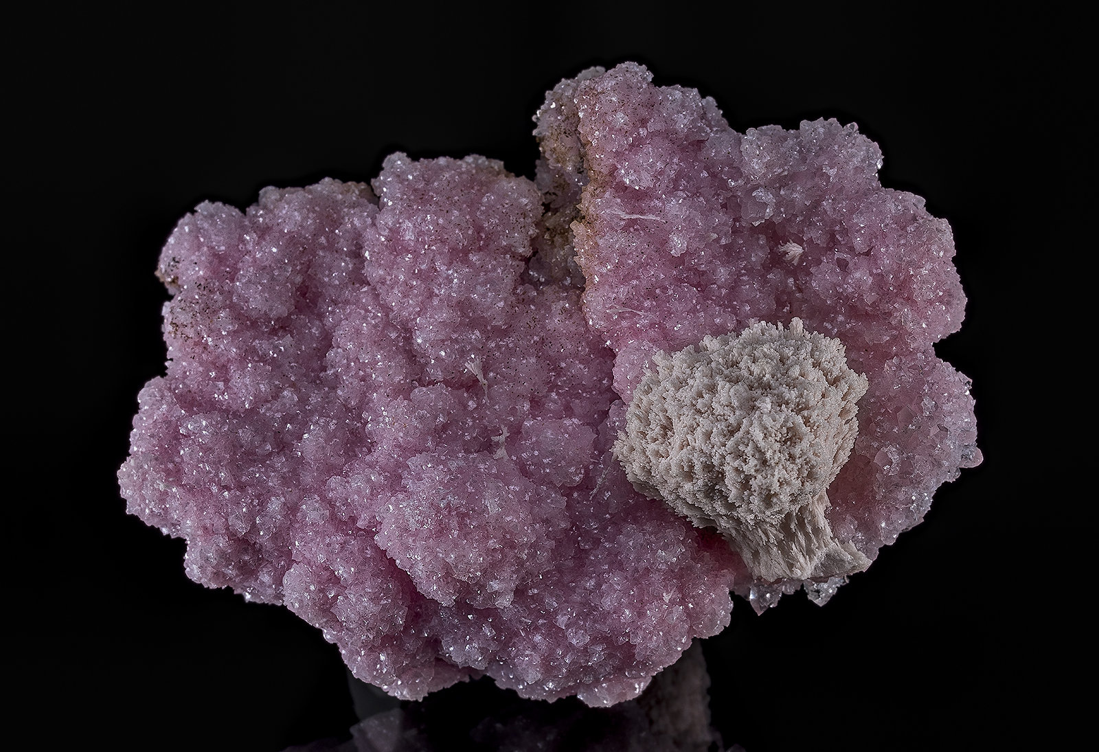 Rhodochrosite, Calcite
5.9 x 4.5 cm
(Autor: am mizunaka)