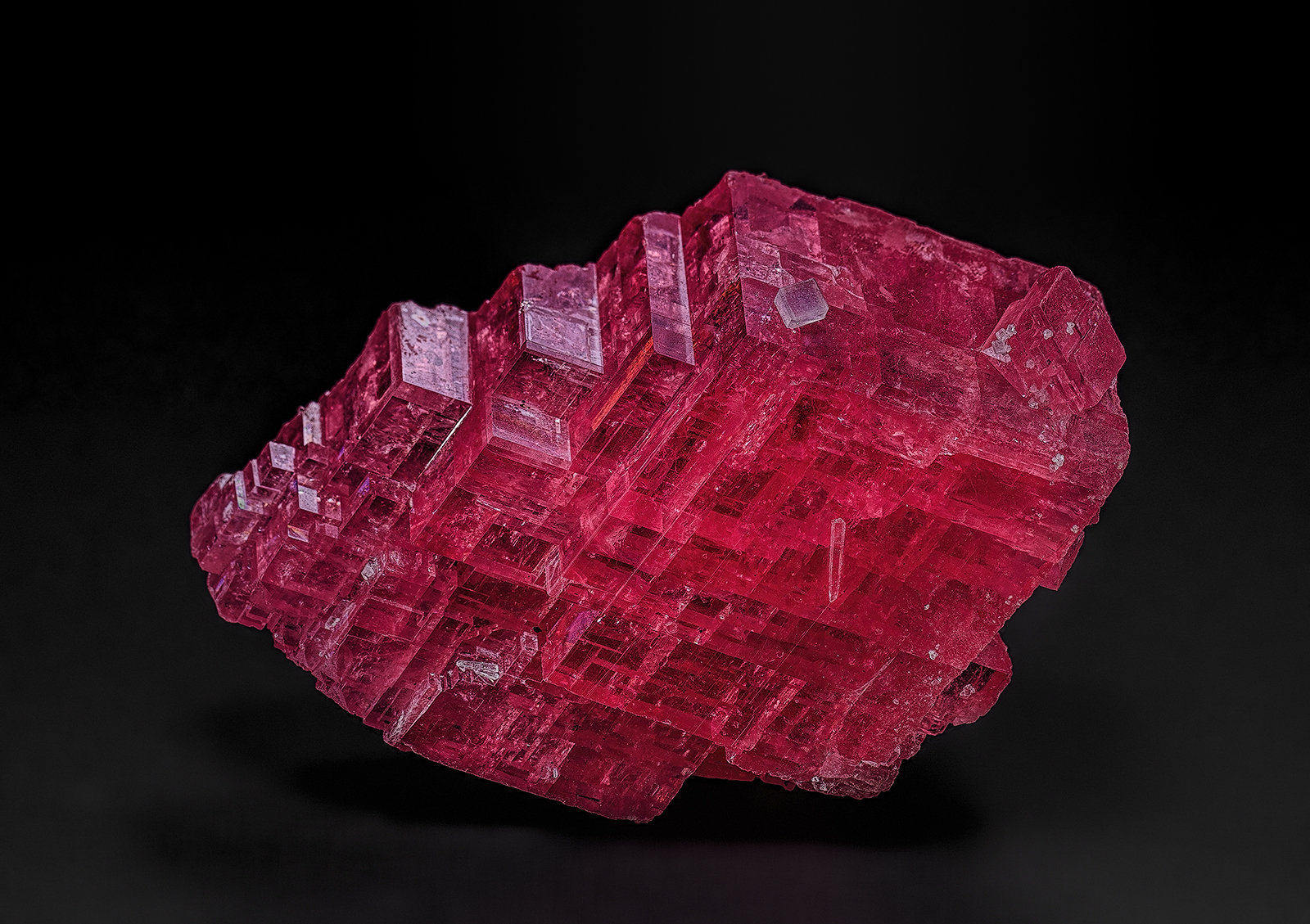 Rhodochrosite, Fluorite, Quartz
6.8 x 4.7 cm
(Autor: am mizunaka)