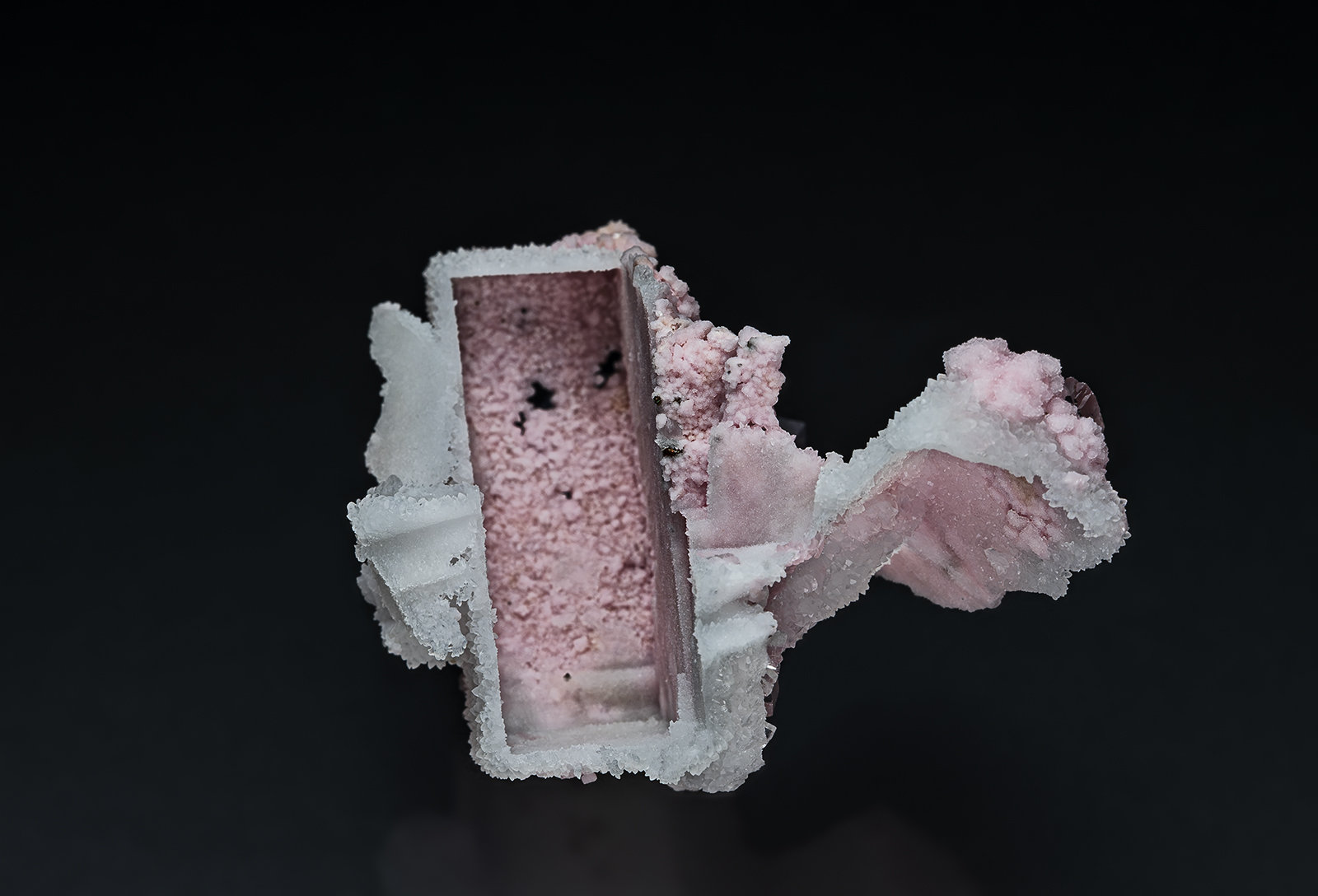 Rhodochrosite, Fluorite, Quartz
4.6 x 3.8 cm
(Autor: am mizunaka)