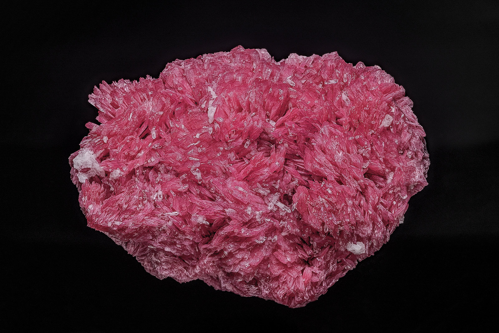 Rhodonite, Quartz
8.0 x 5.8 cm
(Autor: am mizunaka)