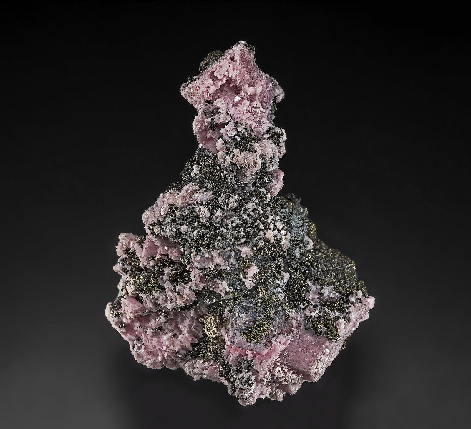 Rhodochrosite, Pyrite, Fluorite
4.9 x 3.6 cm
(Autor: am mizunaka)
