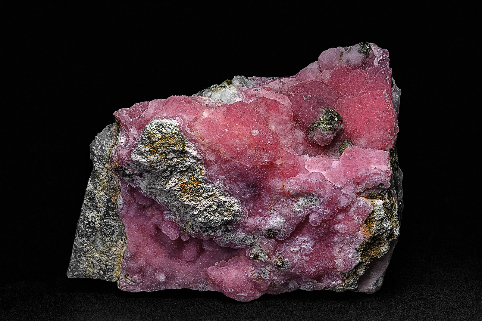 Rhodochrosite, Pyrite
8.7 x 7.5 cm
(Autor: am mizunaka)