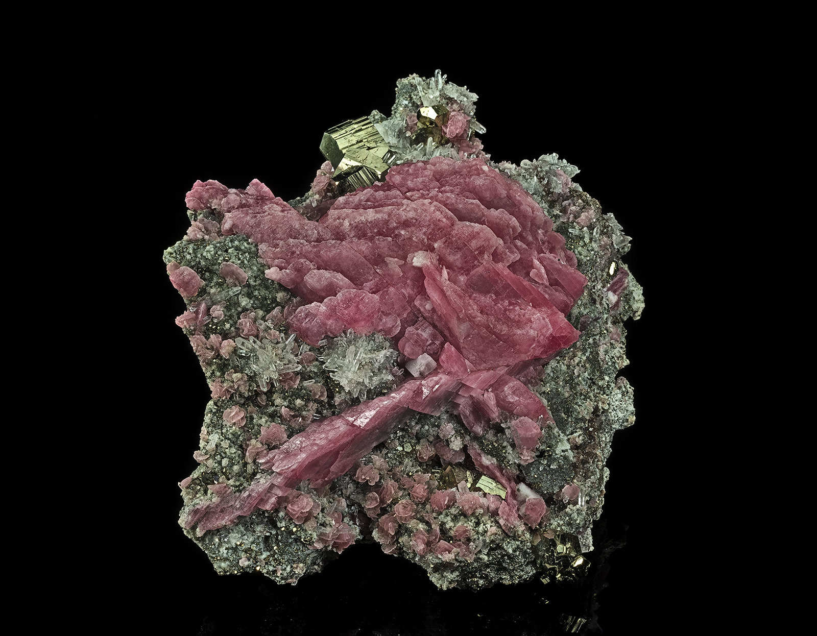 Rhodochrosite, Pyrite, Quartz
10.9 x 11.7 cm
(Autor: am mizunaka)