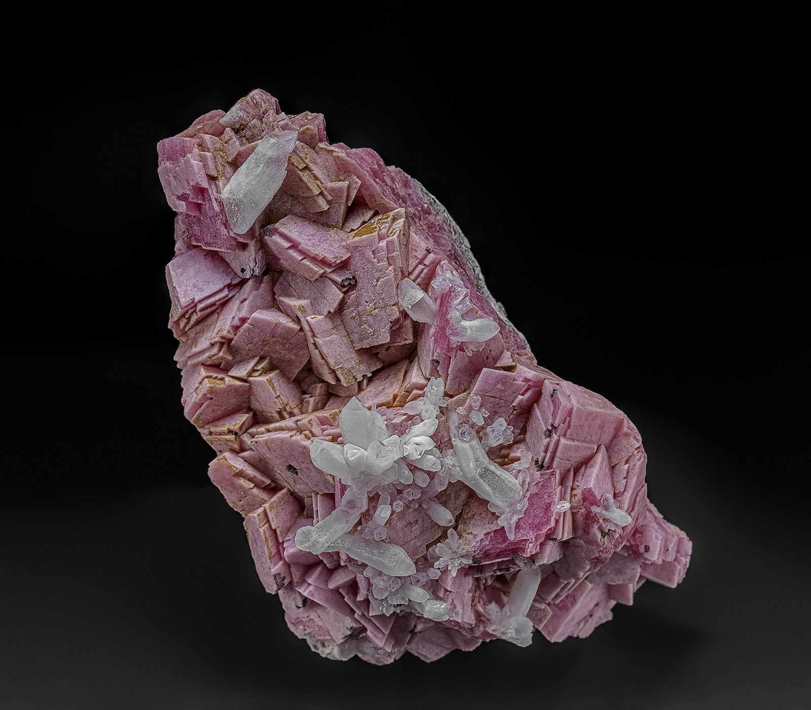 Rhodochrosite, Quartz
10.6 x 6.8 cm
(Autor: am mizunaka)