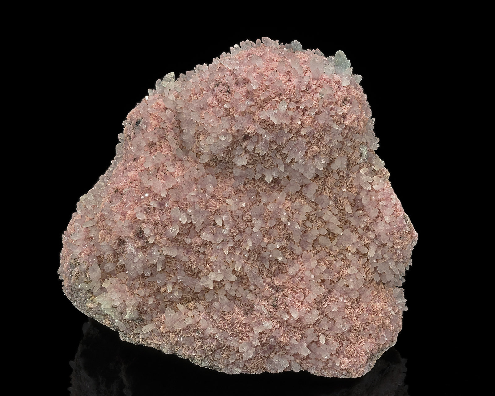 Rhodochrosite, Quartz
12.5cm by 8.5cm
(Autor: am mizunaka)