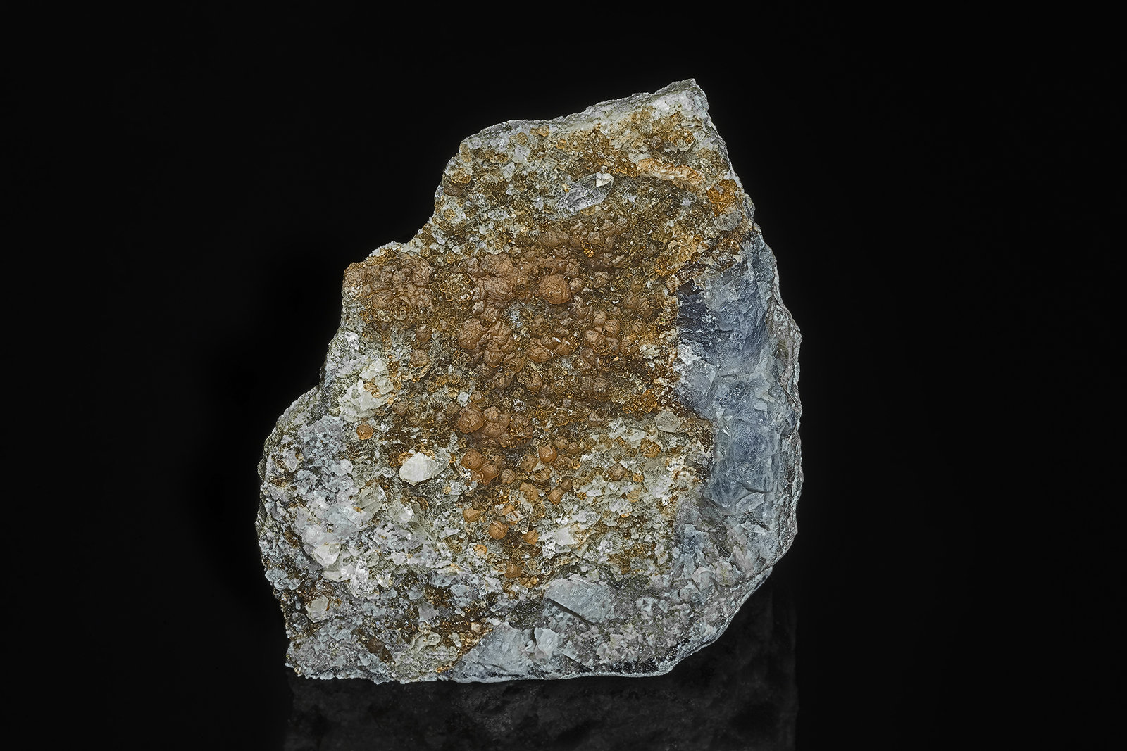 Rhodochrosite, Reddingite, Quartz
5.3 x 4.8 cm
(Autor: am mizunaka)