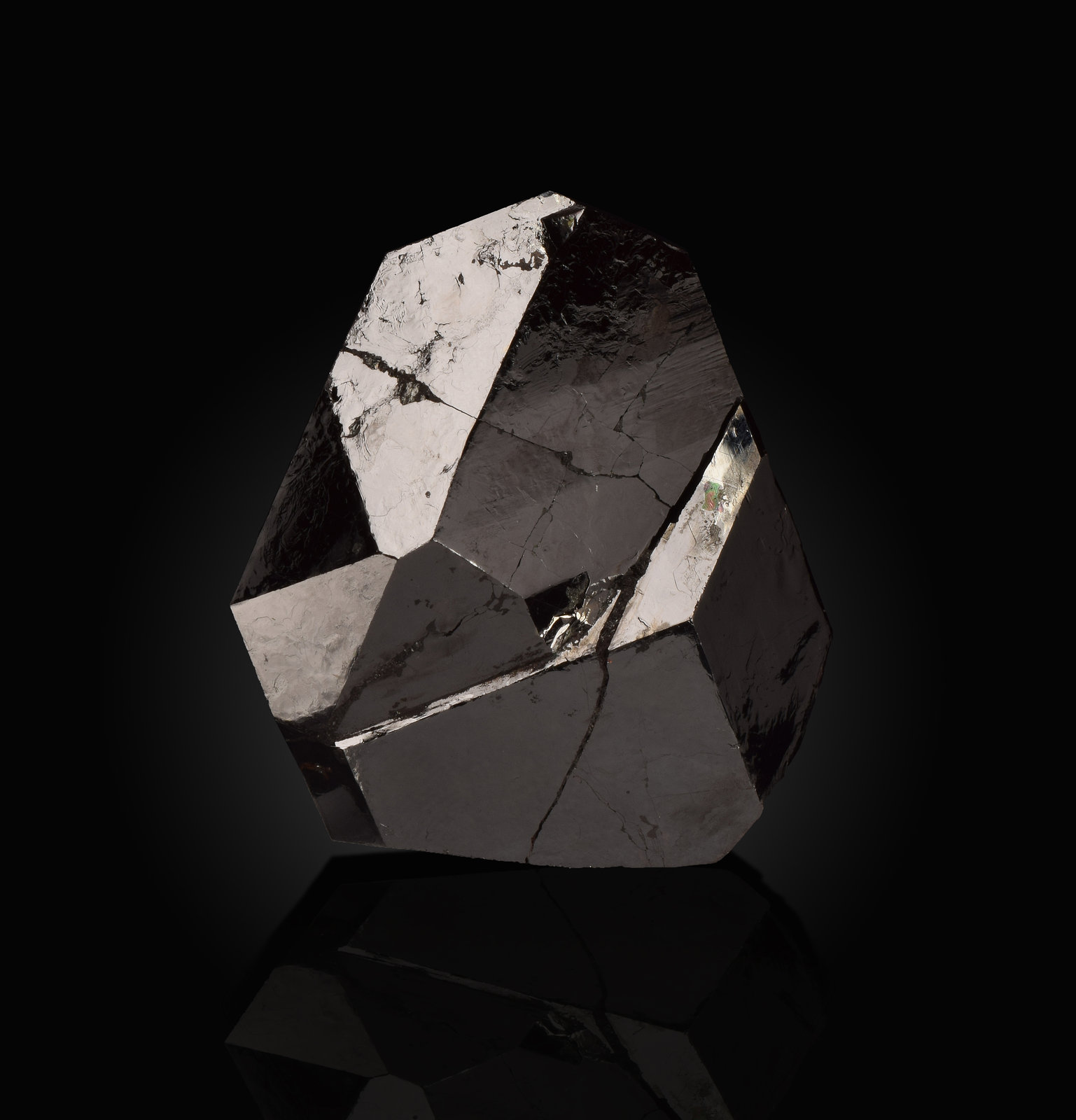 Rutile
4.5 cm
(Autor: dontgogreen)