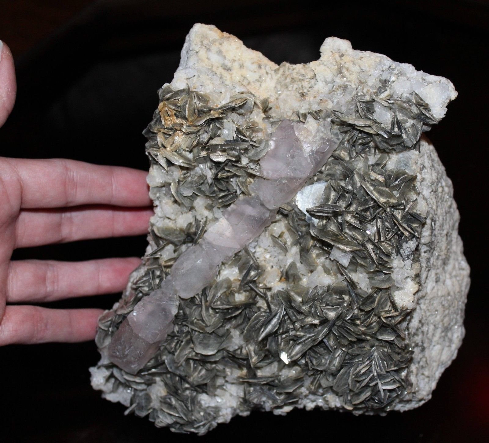 Fluorite, Muscovite
7 x 6.5 x 4.5 inches
(Autor: Chris Wentzell)