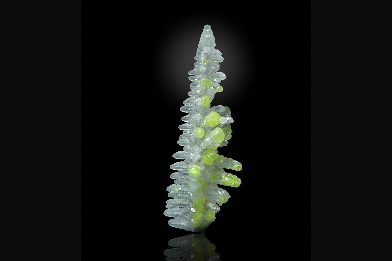 Salammoniac and Sulphur
27 x 7 x 7 mm
(Autor: SunYi)