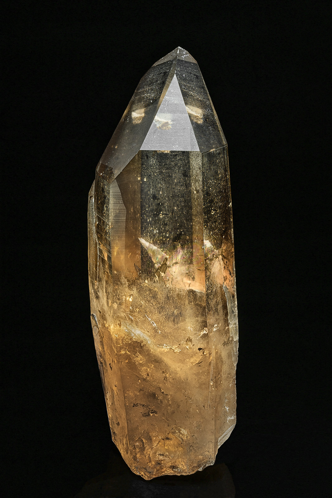 Quartz (variety smoky quartz)
11.5 x 3.9 cm
(Autor: am mizunaka)