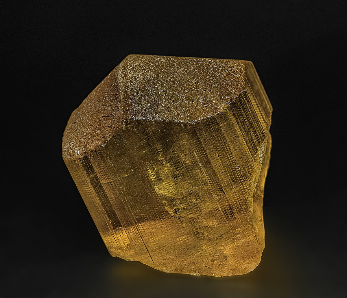 Scapolite
4.8 x 4.3 cm
(Autor: am mizunaka)
