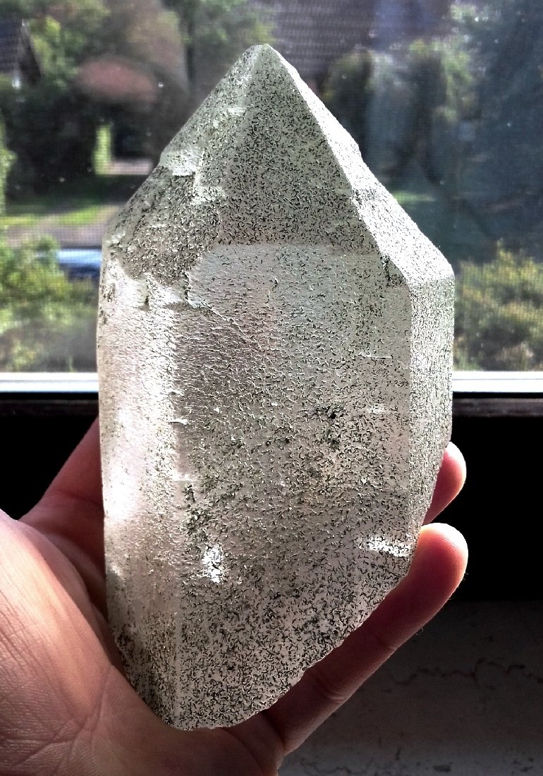 Quartz, Chlorite
Specimen height 13,5 cm
(Autor: Tobi)