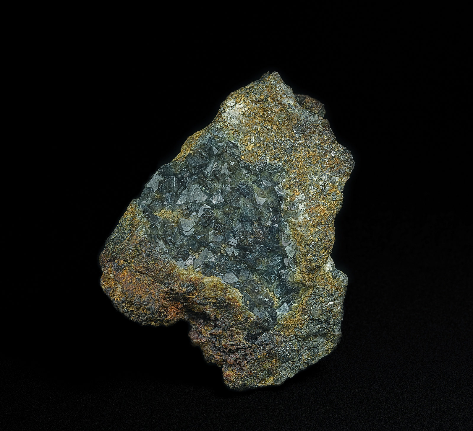 Scorodite
4.7 x 3.7 cm
(Autor: am mizunaka)