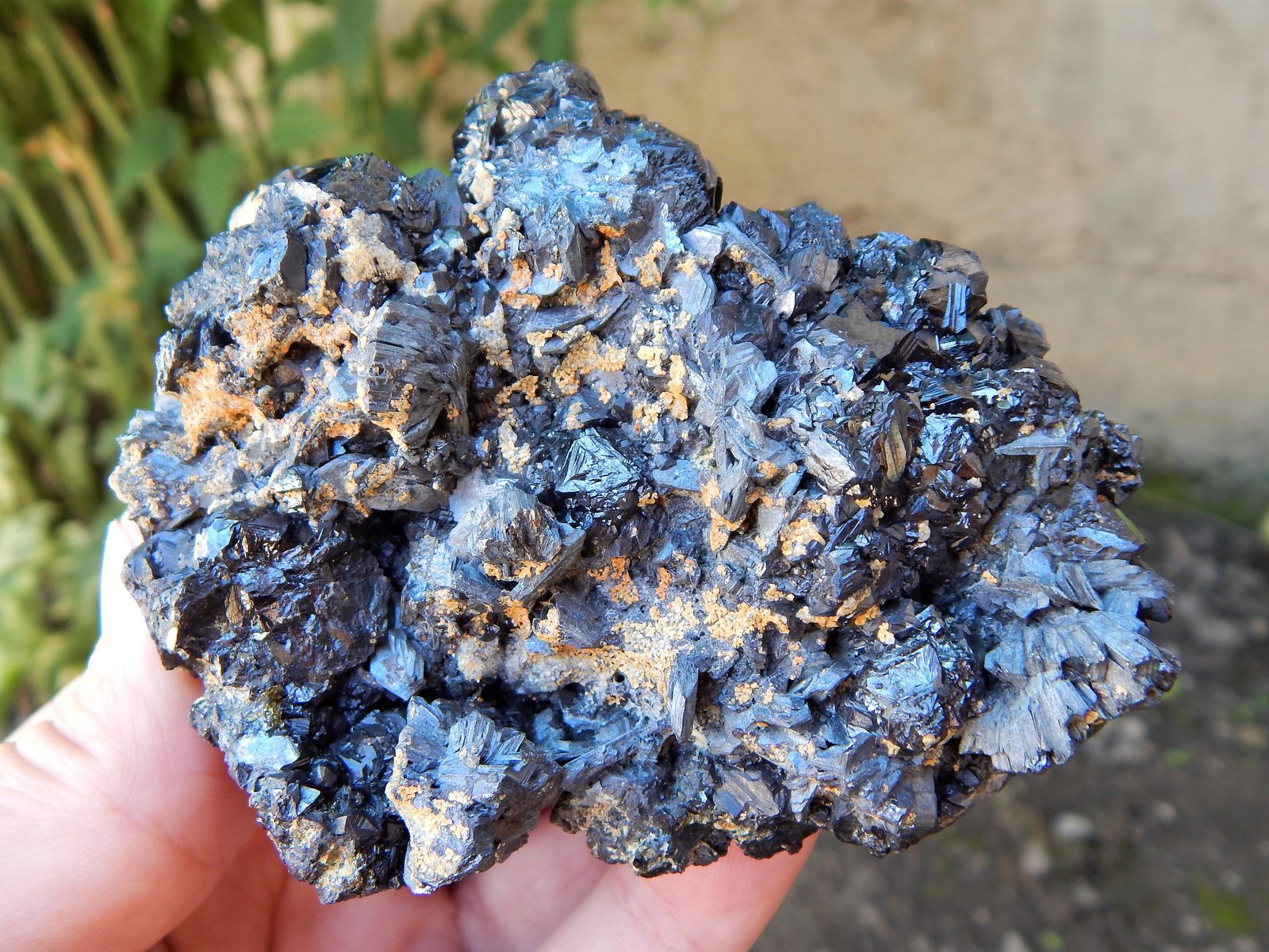 Semseyite. Sphalerite , Siderite
10 x 7 cm
(Autor: Deyu)