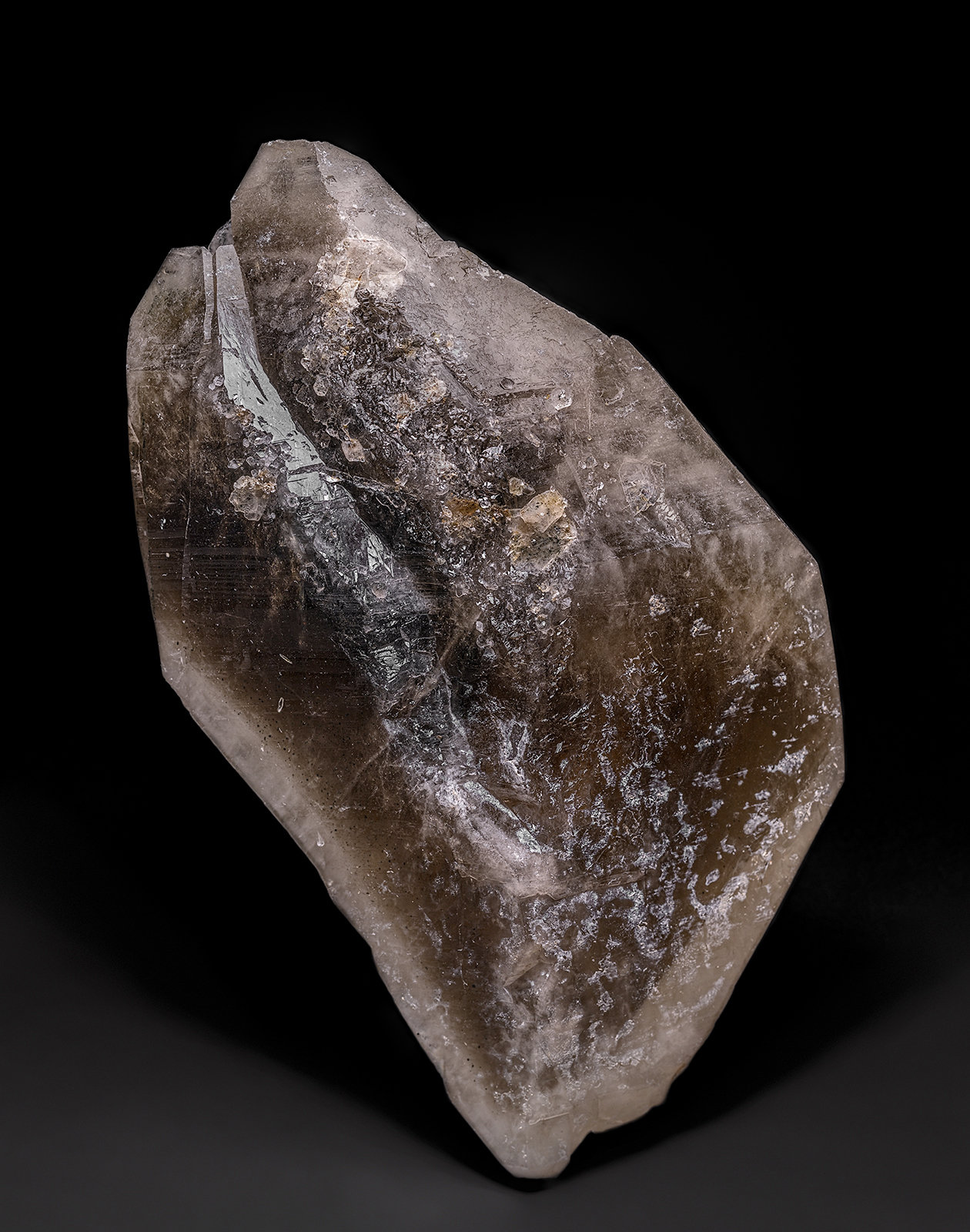 Quartz (variety smoky quartz)
18.0 x 10.6 x 5.5 cm
(Autor: am mizunaka)