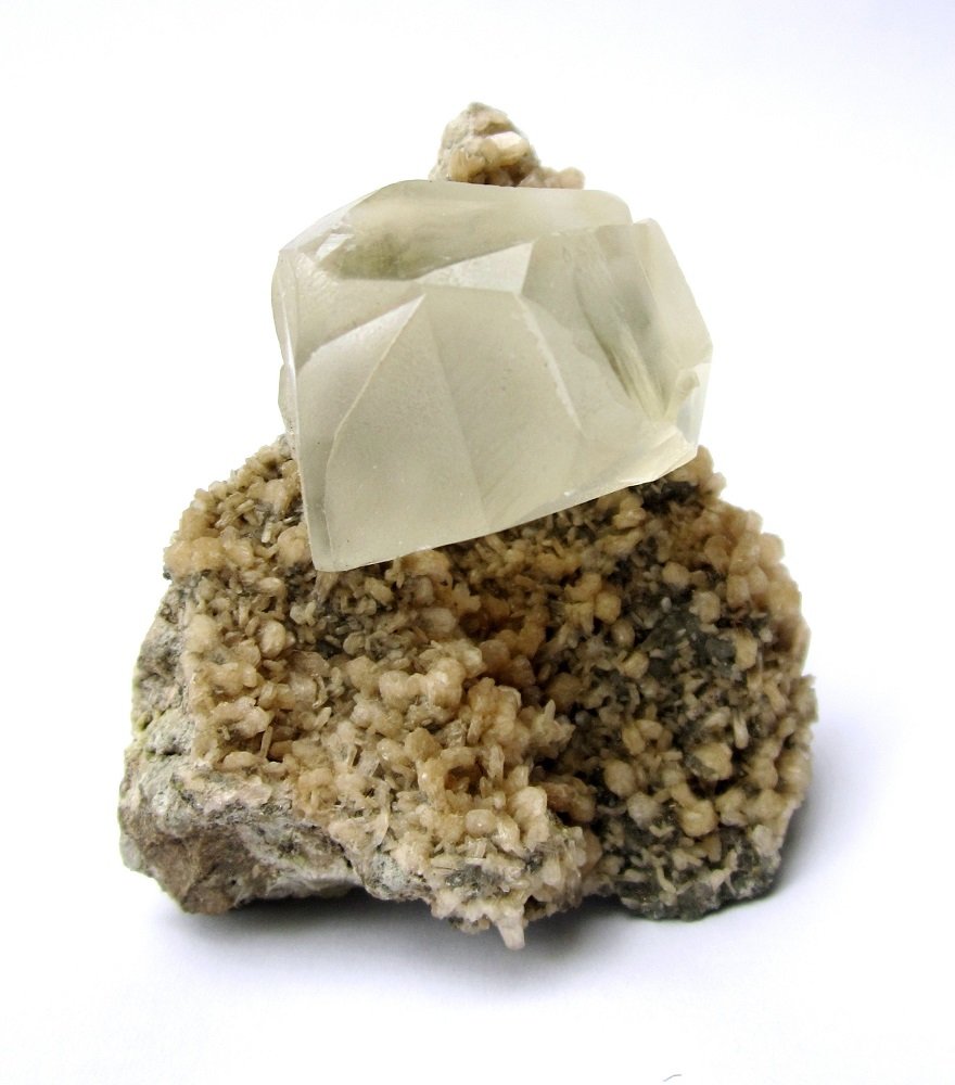Calcite, Stilbite
Specimen height 5 cm, crystal 2,5 cm
(Autor: Tobi)
