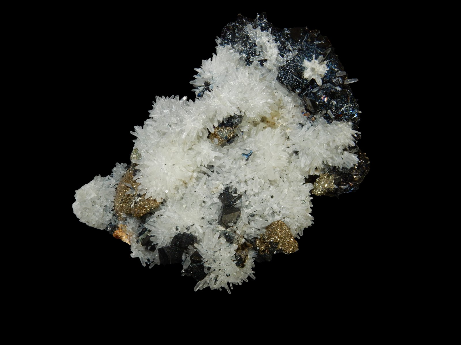 Quartz, Sphalerite and Pyrite
85x65x45 mm
(Autor: Dany Mabillard)