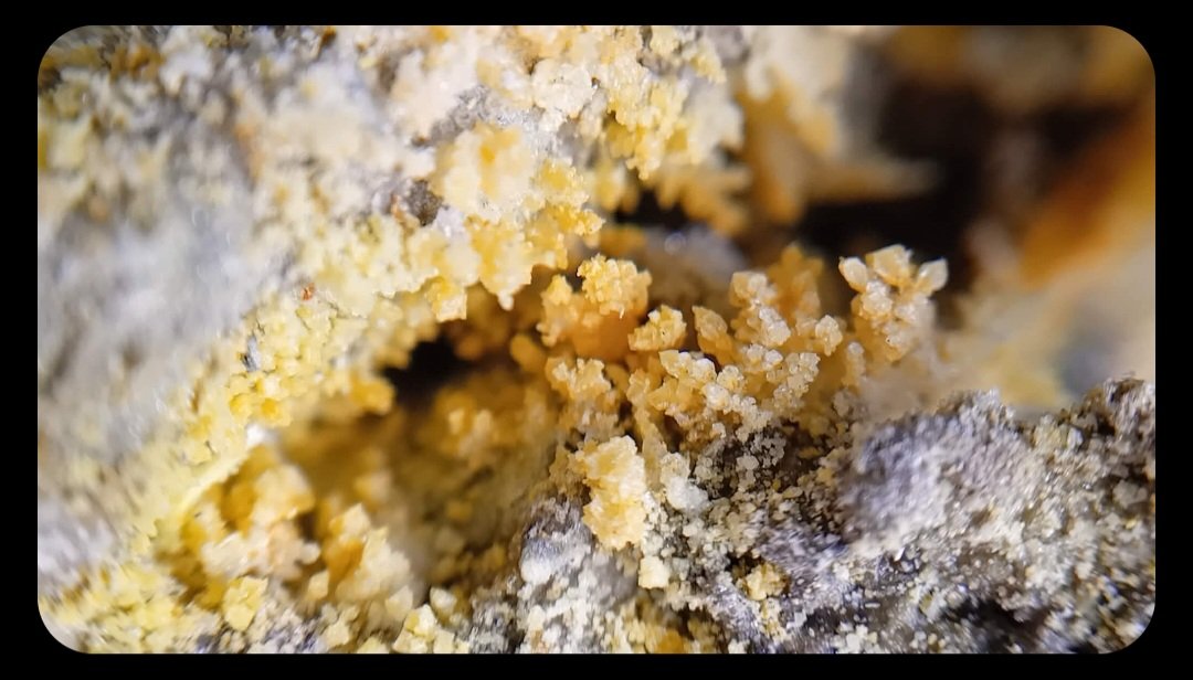 Steropesite
0.5-1.5 mm.
(Autor: mineralenzo)