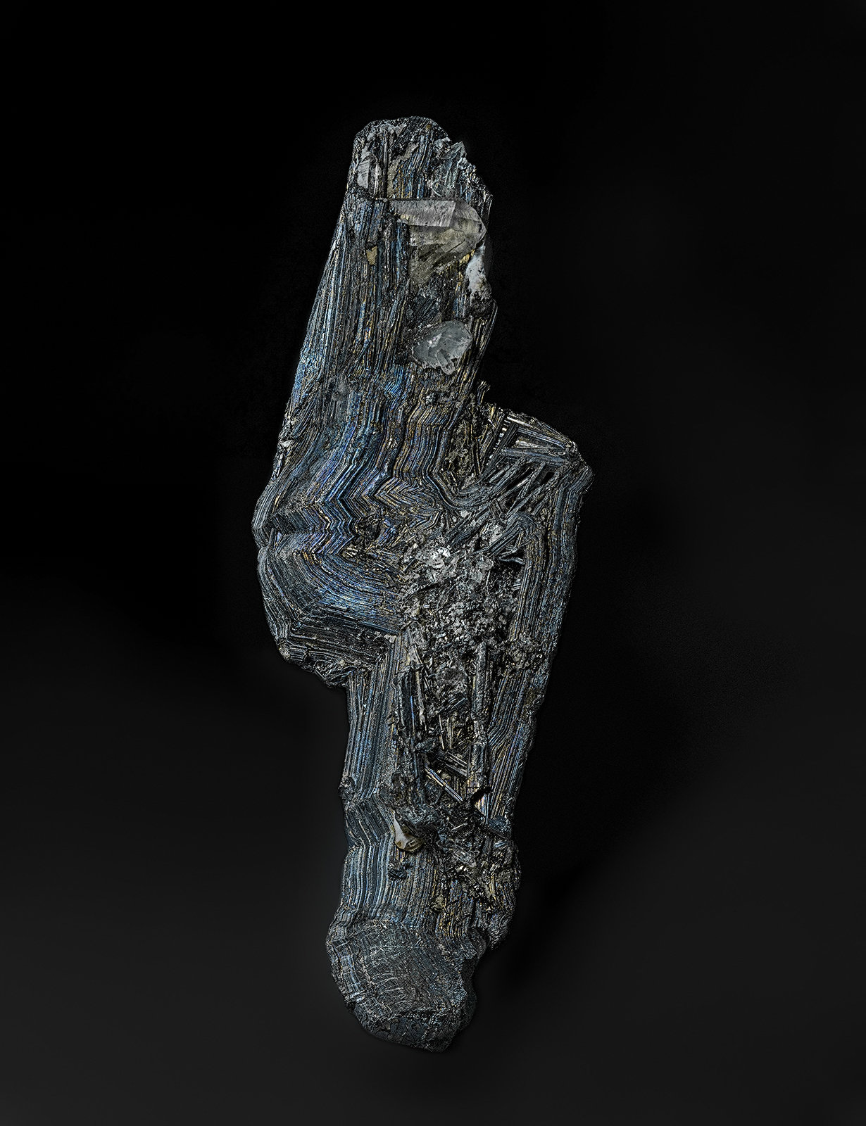 Stibnite, Quartz
4.5 x 1.6 cm
(Autor: am mizunaka)